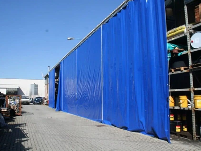 Тент штора ПВХ для складів та ангарів 4,0х30 м (Промислова захисна завіса)